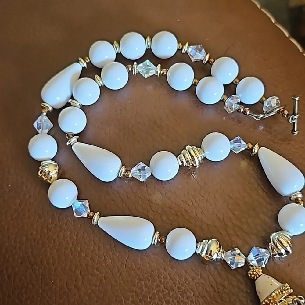 Vintage 1960s White Acrylic Aurora Borealis Crystal Beaded Tassel Necklace